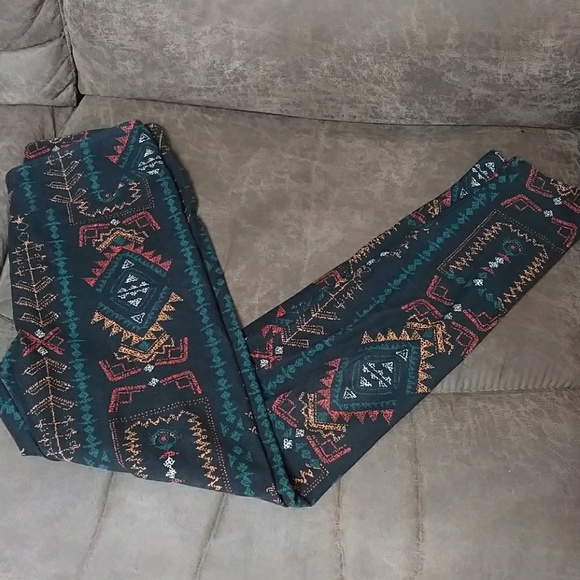 Lularoe OS leggings - Picture 1 of 1